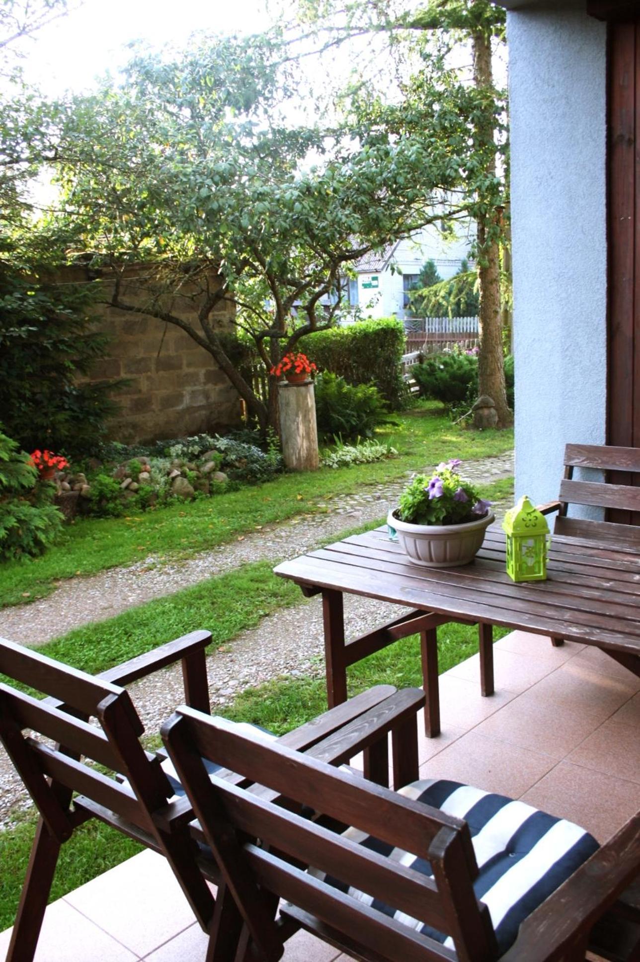 Pod Modrzewiem Pogorzelce Exteriér fotografie