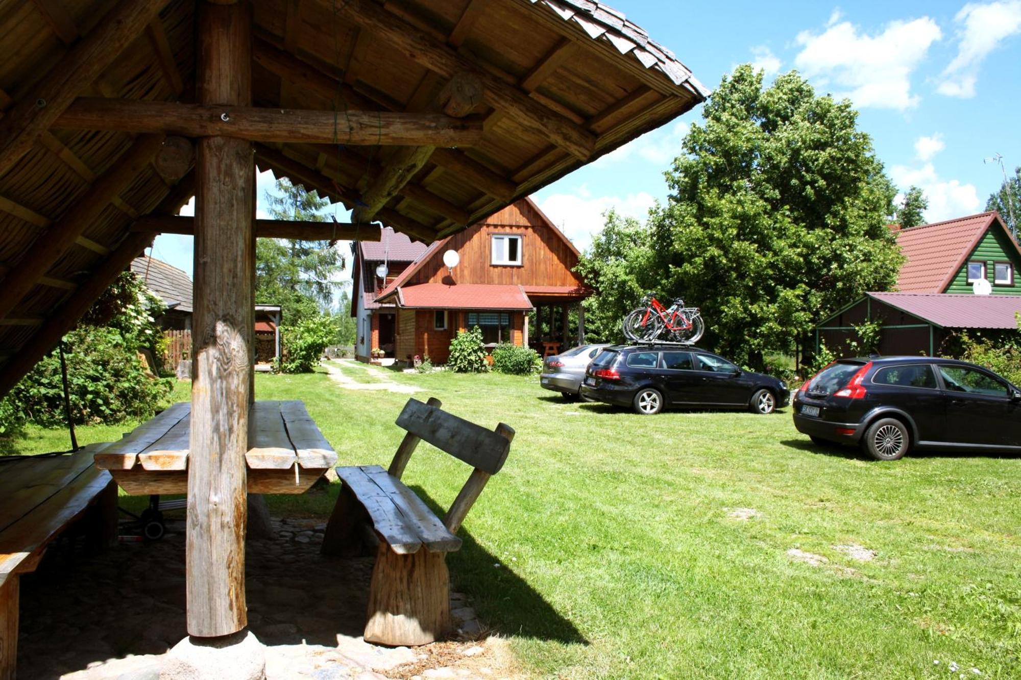 Pod Modrzewiem Pogorzelce Exteriér fotografie