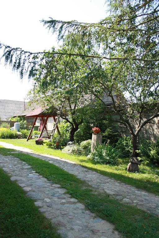 Pod Modrzewiem Pogorzelce Exteriér fotografie